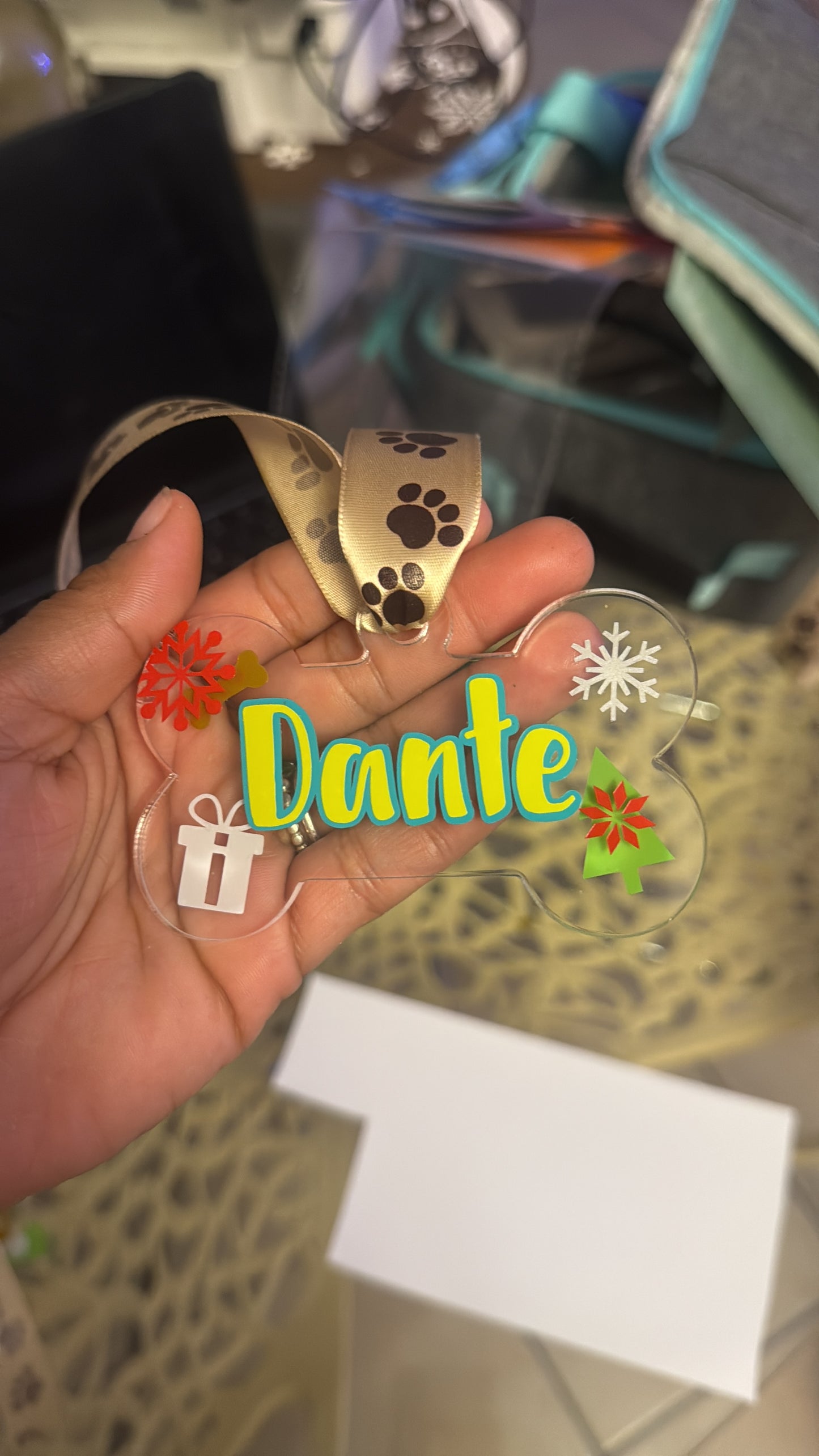 Huesito Para El Arbol 🎄